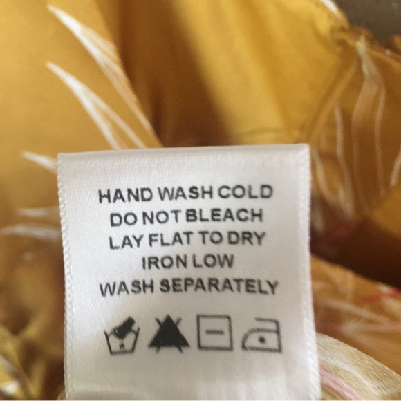 Camila Coelho Belmira Maxi Dress Gold Tropical - Picture 7 of 8